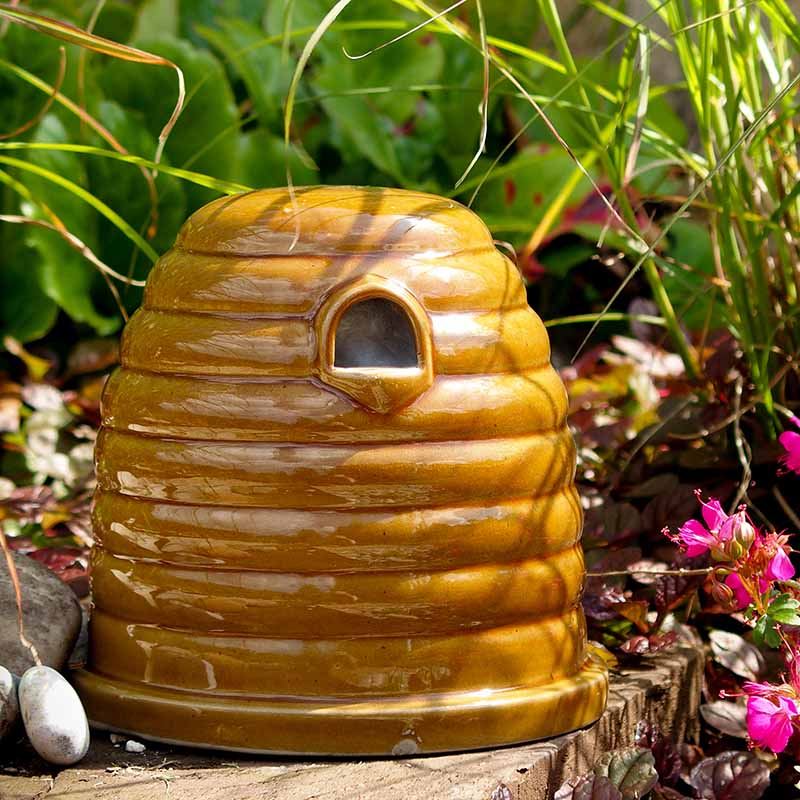 Ceramic Bumblebee Nester shaped like a hive